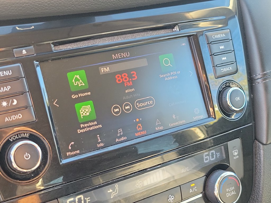 Used 2020 Nissan Rogue SL FWD image 26