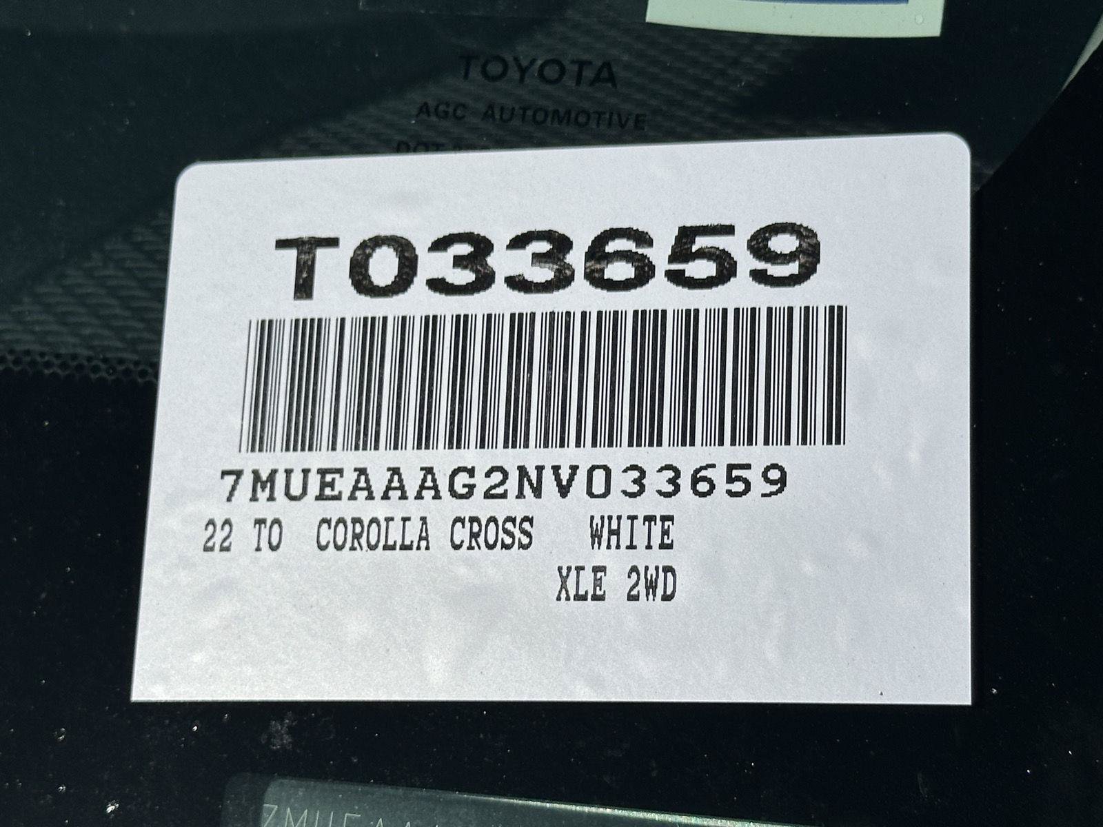 Used 2022 Toyota Corolla Cross XLE FWD image 15