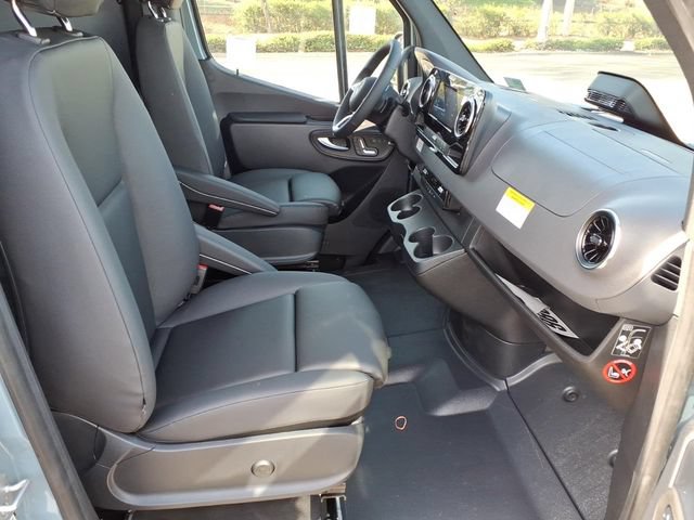 New 2026 Mercedes-Benz Sprinter 2500 image 17