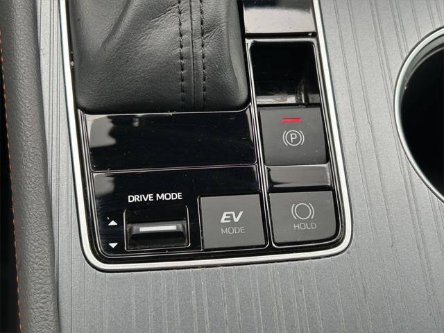 Certified 2022 Toyota Sienna XSE image 33