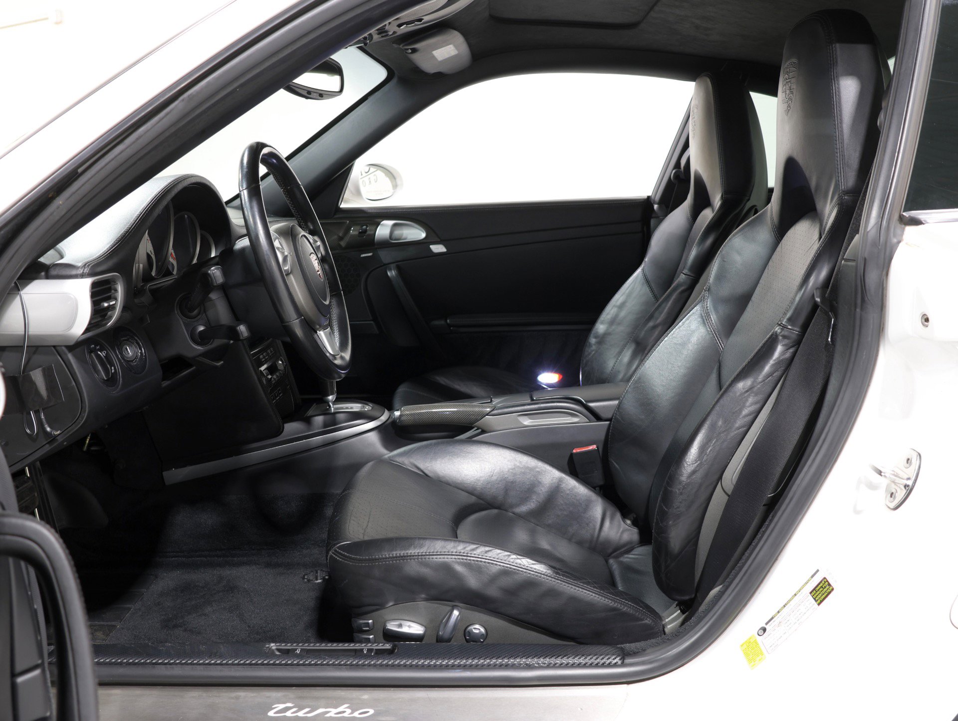 Used 2007 Porsche 911 Turbo image 82