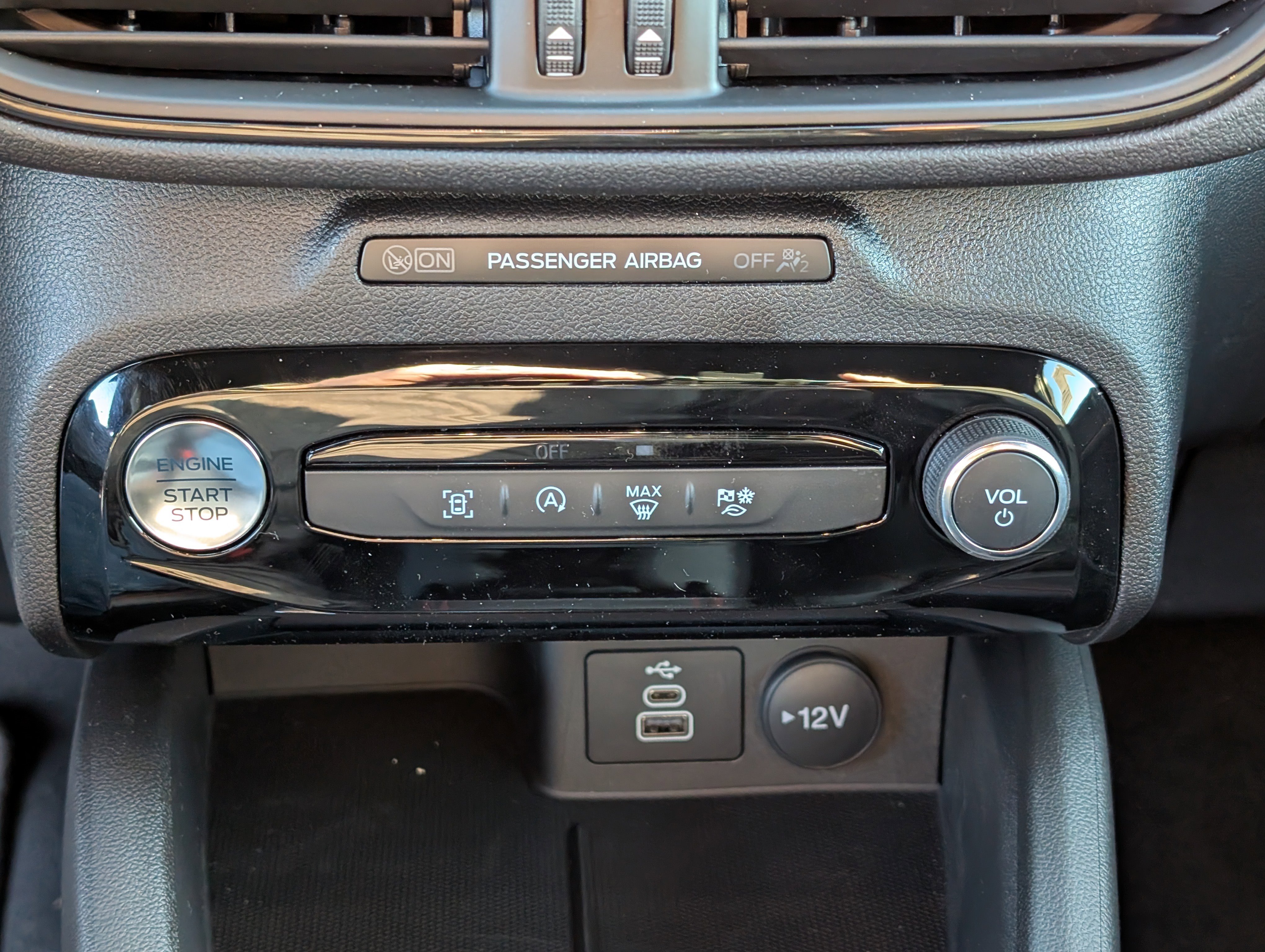 New 2026 Ford Escape ST-Line w/ Tech Pack #1 image 25