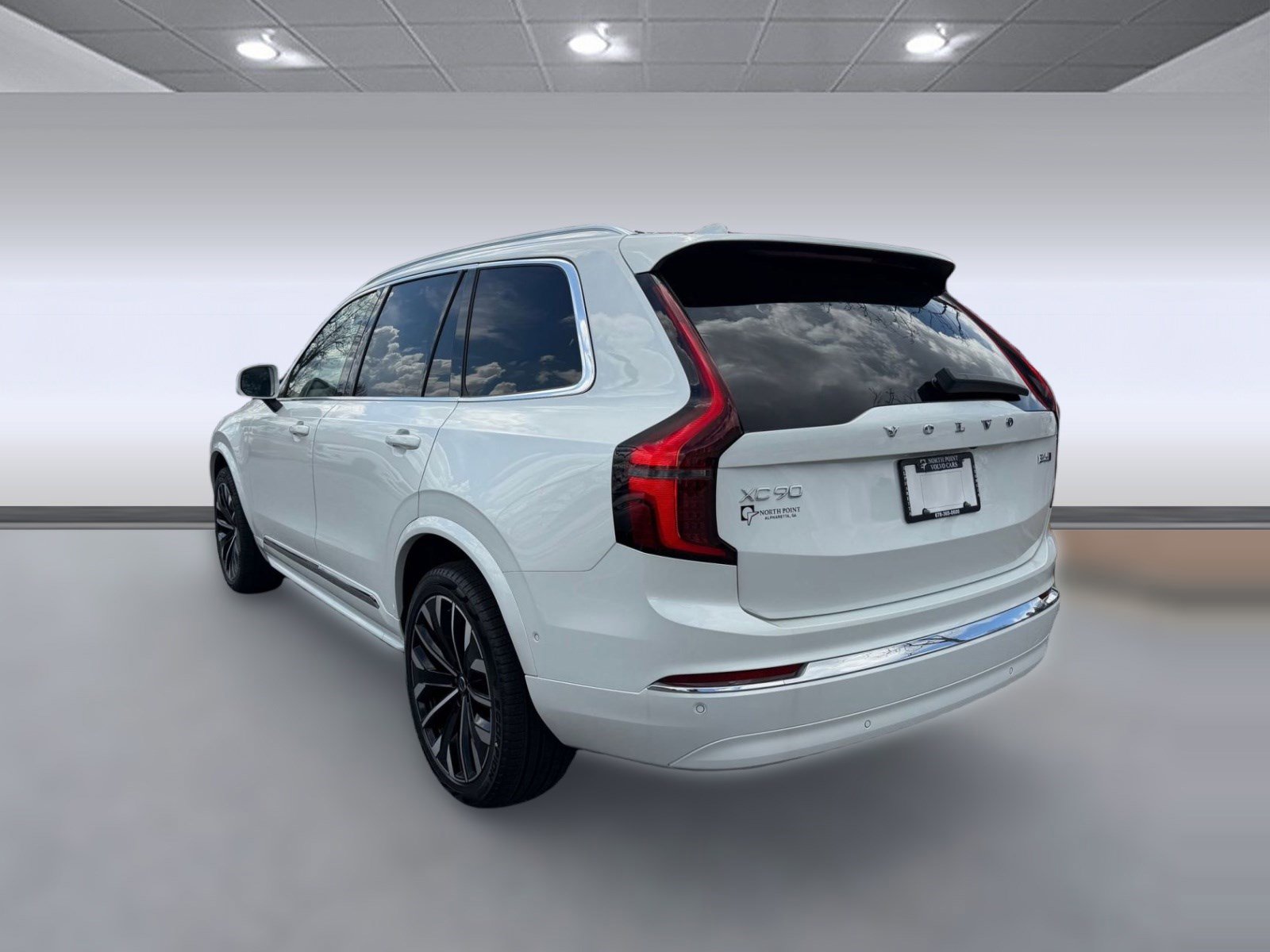 New 2026 Volvo XC90 B6 Ultra w/ Protection Package image 3