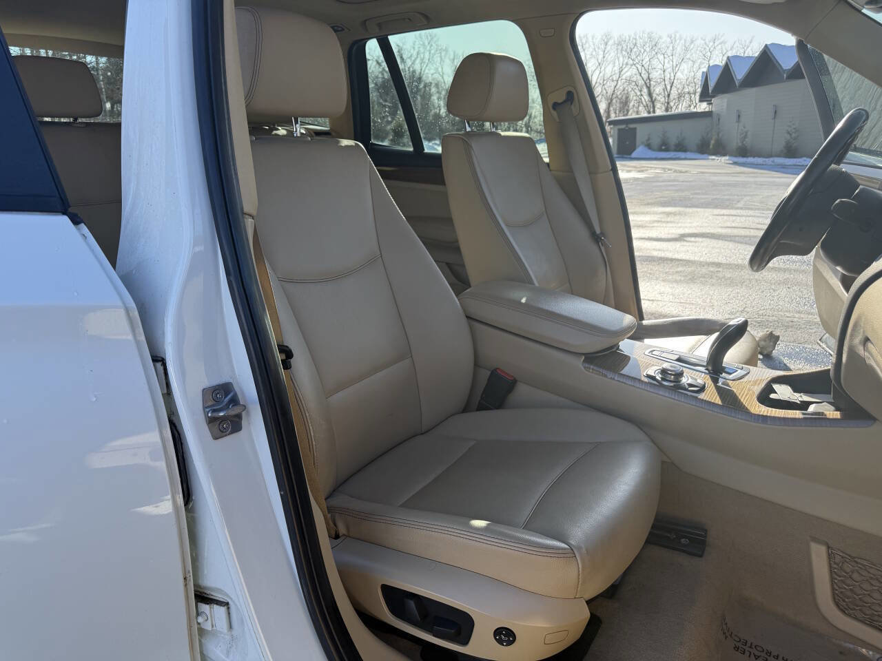 Used 2011 BMW X3 xDrive28i image 11