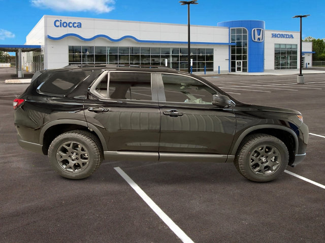 New 2026 Honda Pilot TrailSport image 8