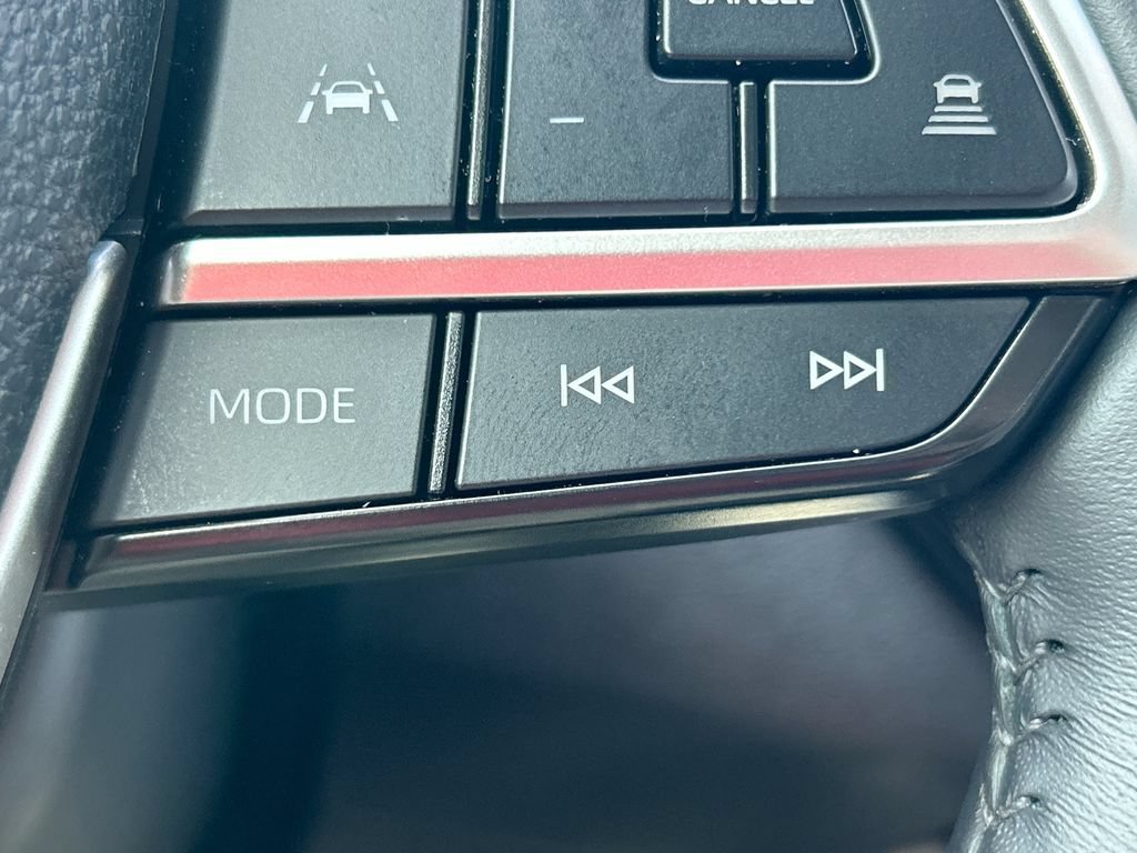 Certified 2026 Toyota Grand Highlander FWD image 17