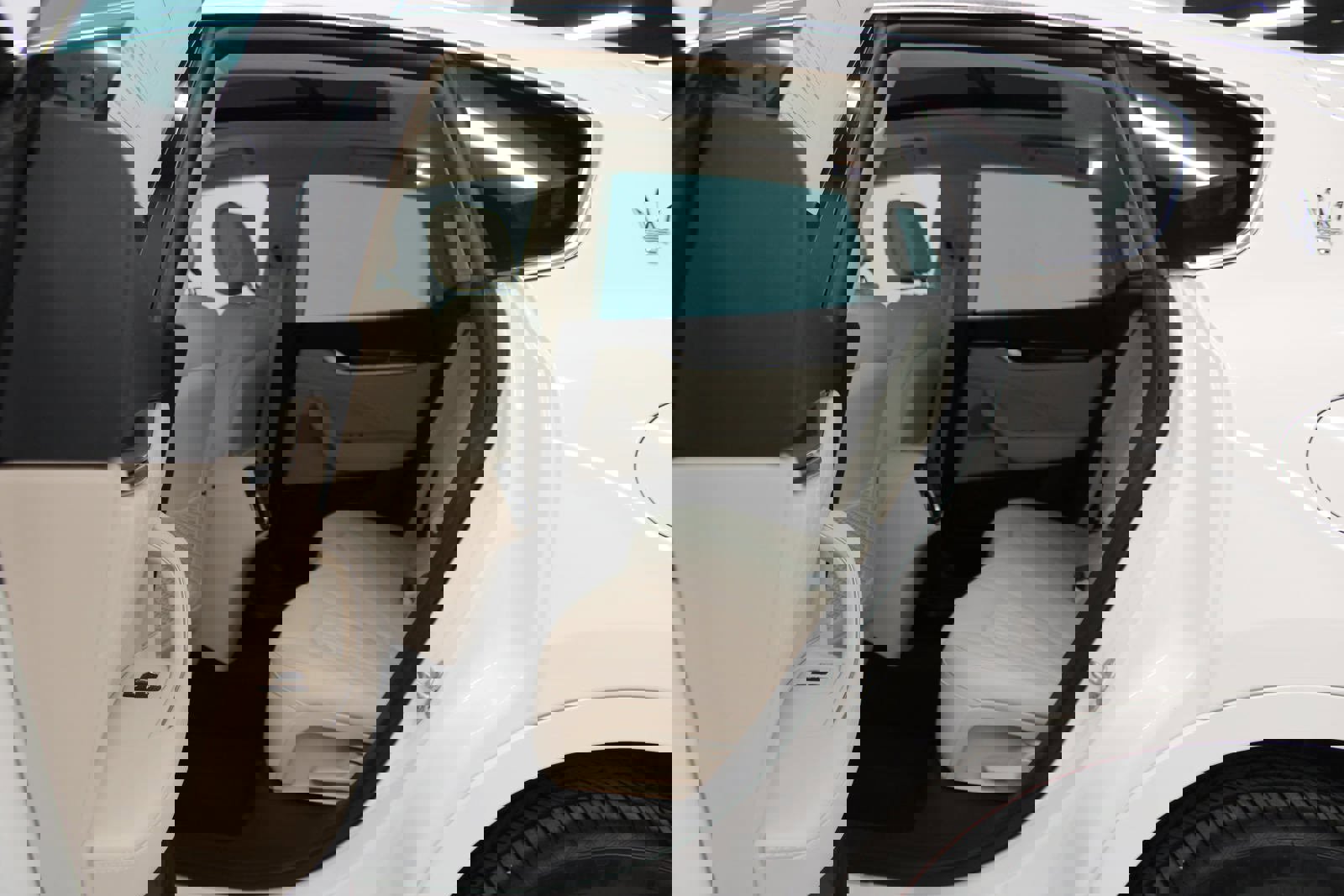 Used 2022 Maserati Levante GT image 36