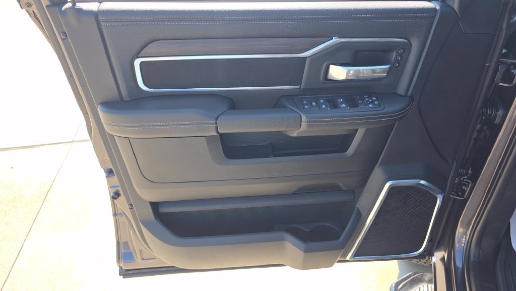New 2026 RAM 3500 Laramie w/ Night Edition AWD/4WD image 21