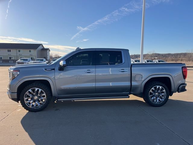 Used 2024 GMC Sierra 1500 Denali w/ Denali Reserve Package image 9