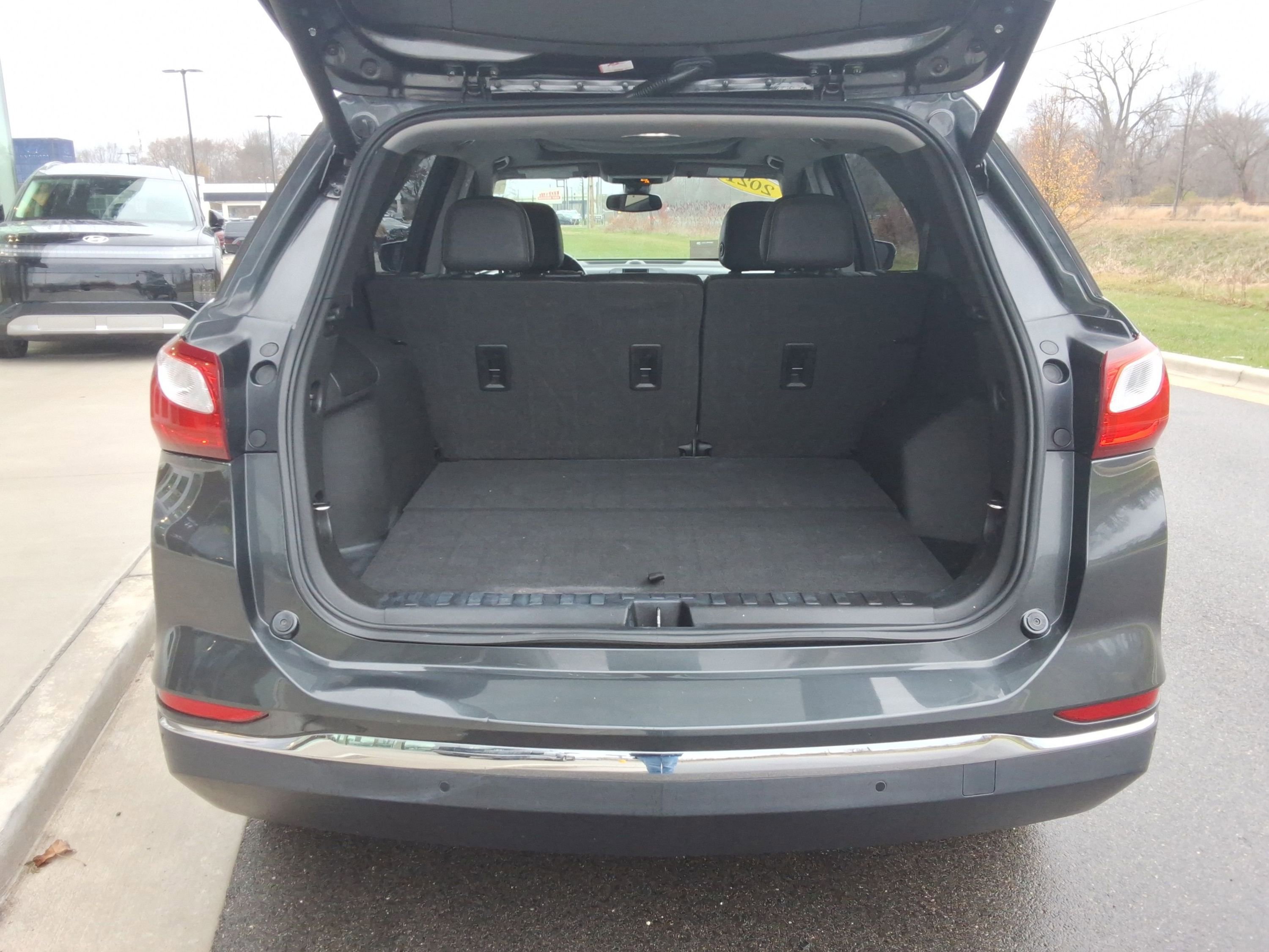 Used 2021 Chevrolet Equinox Premier image 31