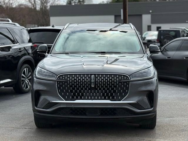 Used 2025 Lincoln Aviator AWD image 37