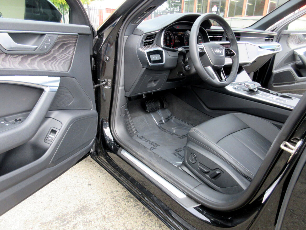 Used 2025 Audi A6 2.0T Premium w/ Convenience Plus Package image 6