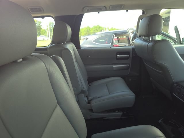 Used 2019 Toyota Sequoia Limited w/ Safety & Convenience Package AWD/4WD image 12