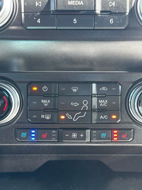 Used 2019 Ford F350 Platinum w/ Platinum Ultimate Package AWD/4WD image 34