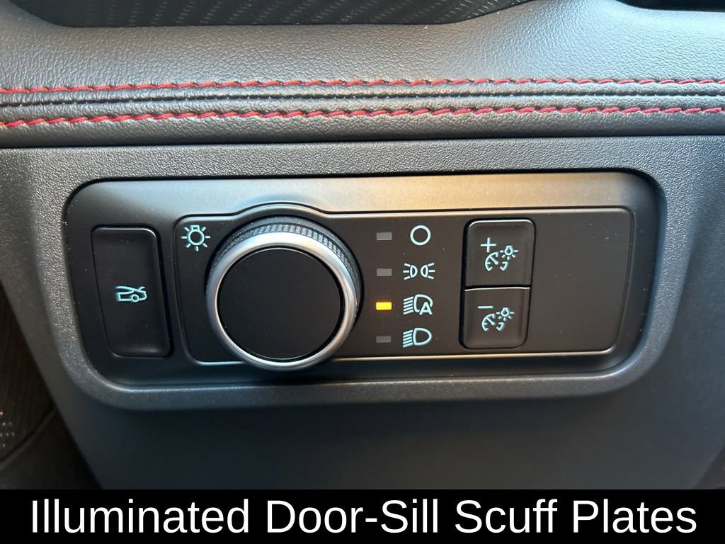 Used 2025 Ford Mustang GT Premium image 30