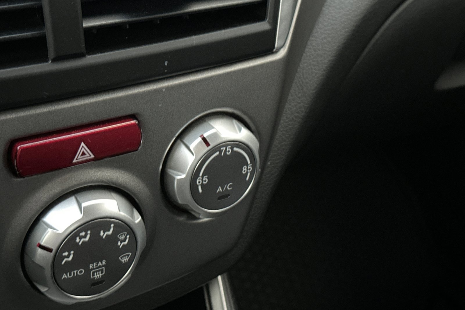 Used 2009 Subaru Impreza WRX STI image 29