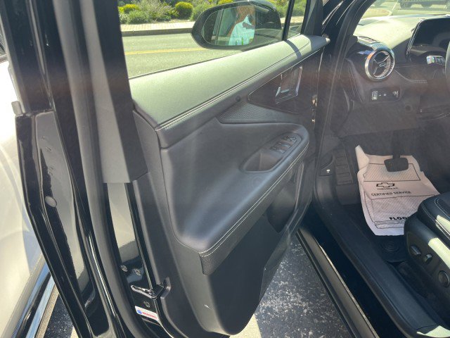 New 2025 Chevrolet Blazer EV LT image 12