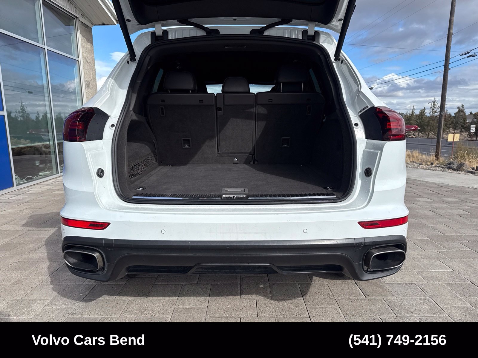 Used 2016 Porsche Cayenne AWD/4WD image 9