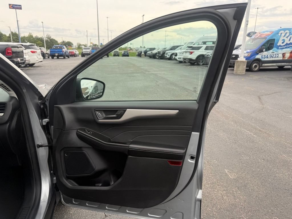 Certified 2022 Ford Escape S FWD image 50