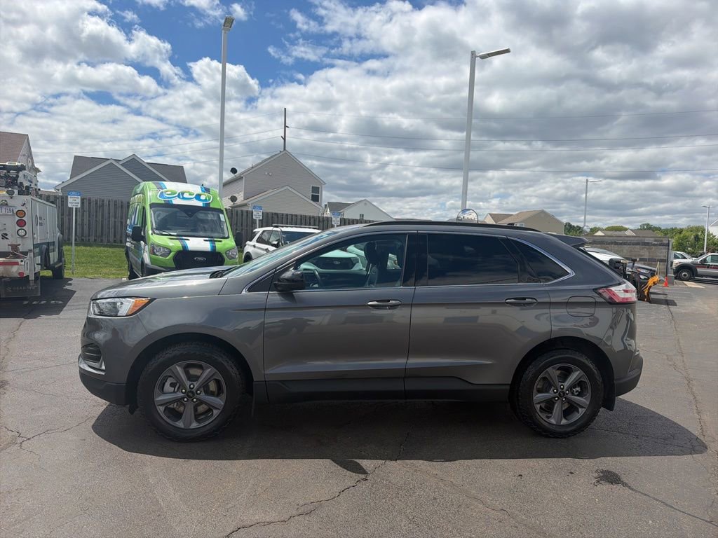 Used 2022 Ford Edge SEL w/ Sport Appearance Package AWD/4WD image 4