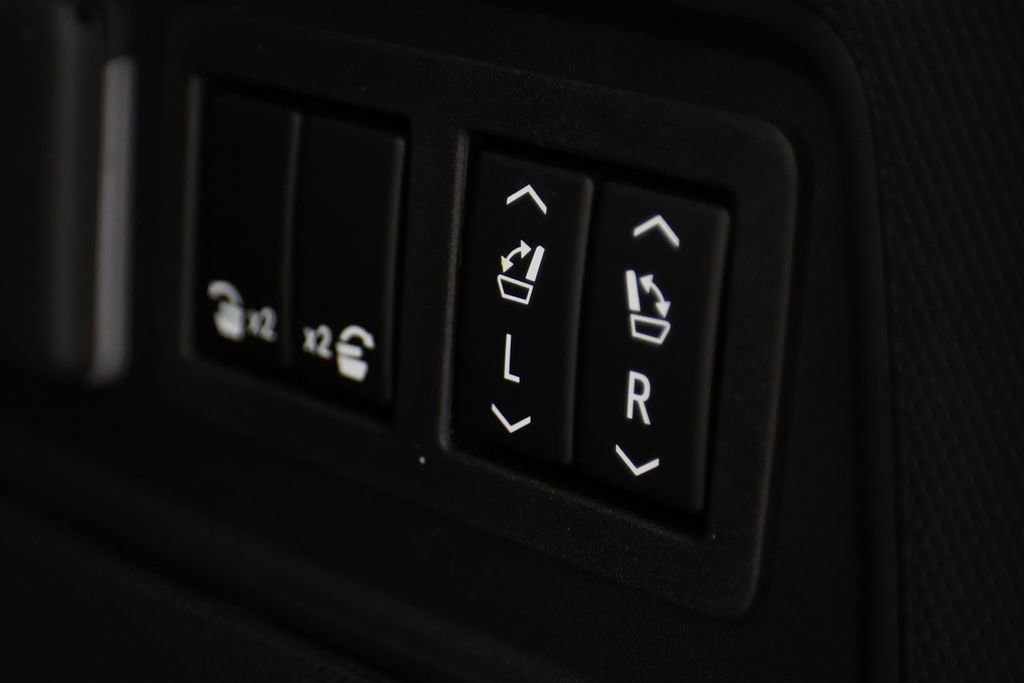 Used 2026 Cadillac Escalade Platinum Sport w/ LPO, Floor Liner Package image 14