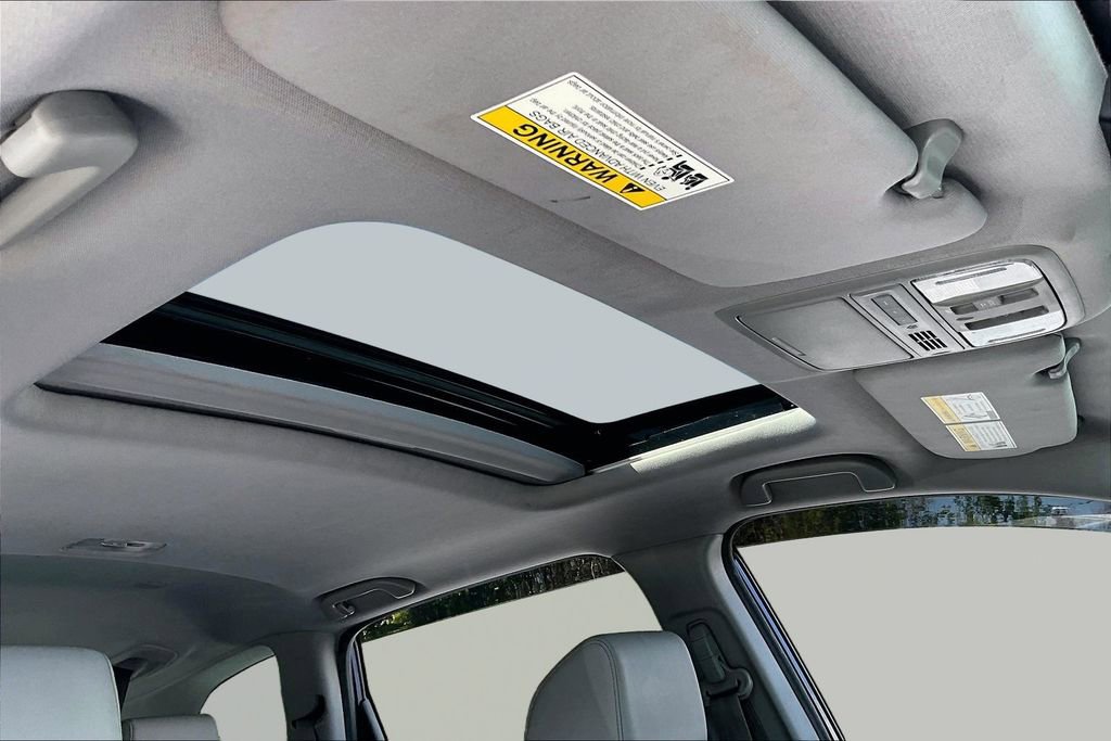 Used 2020 Honda CR-V Touring image 22