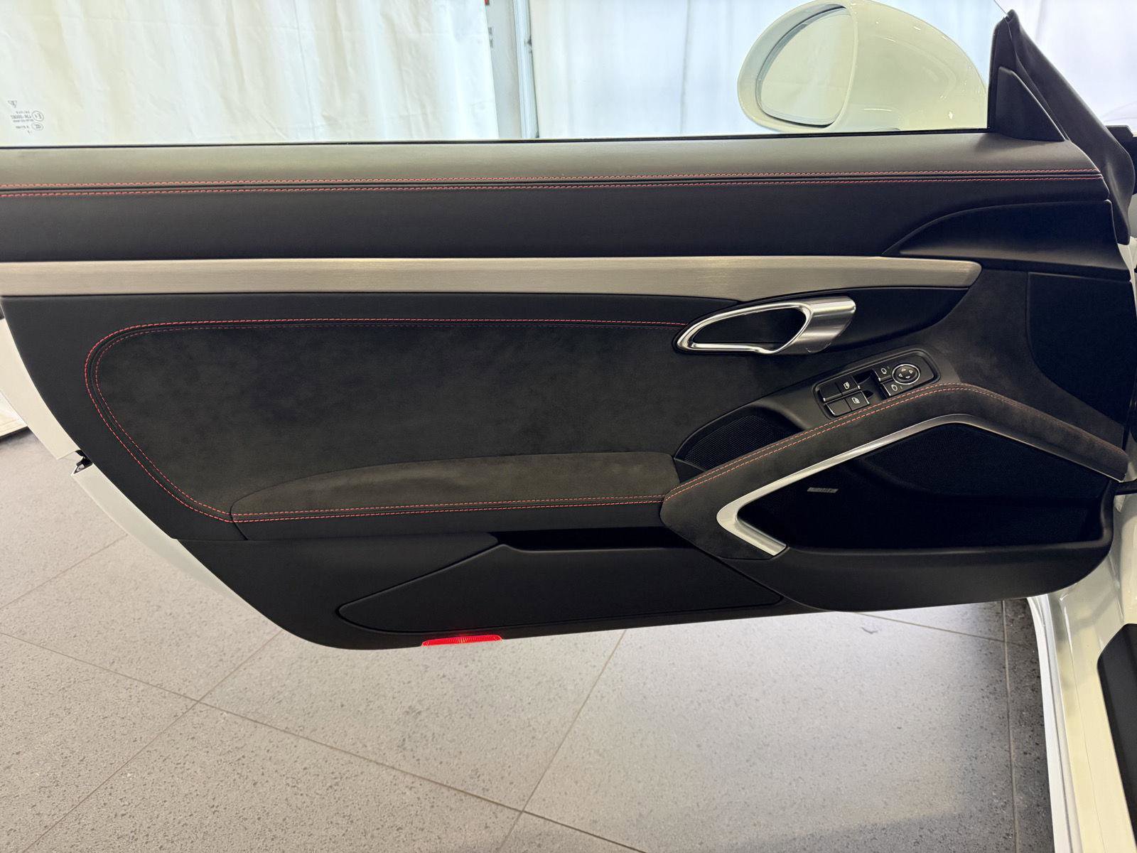 Certified 2018 Porsche 911 GT3 image 15