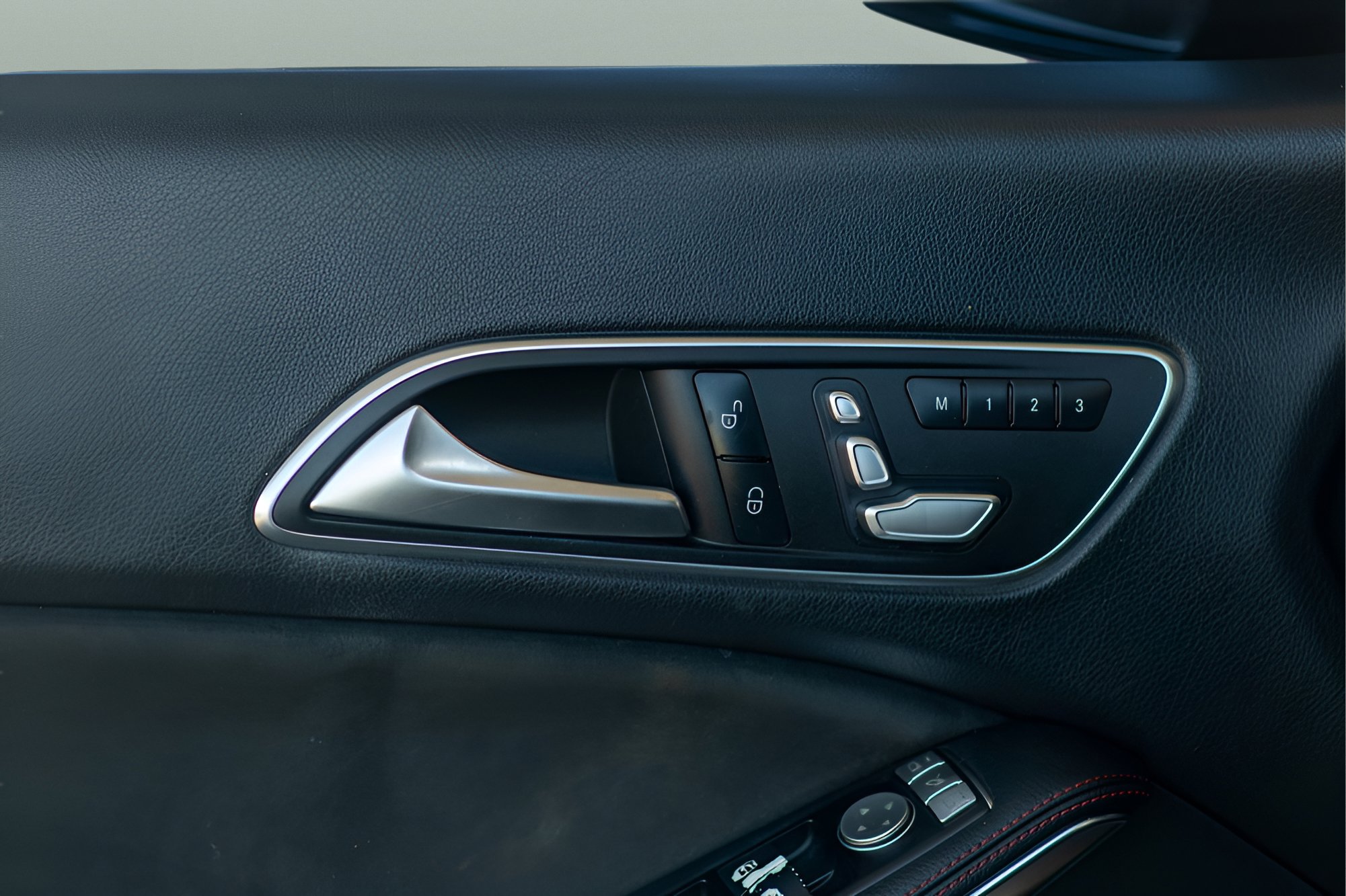 Used 2017 Mercedes-Benz CLA 250 image 10