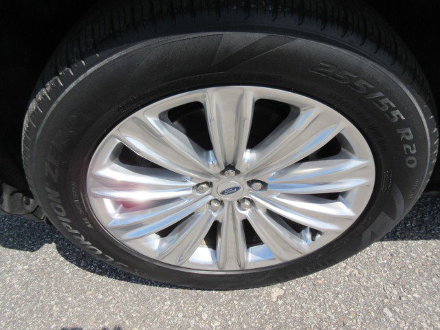 Used 2022 Ford Explorer Limited w/ Equipment Group 301A image 9
