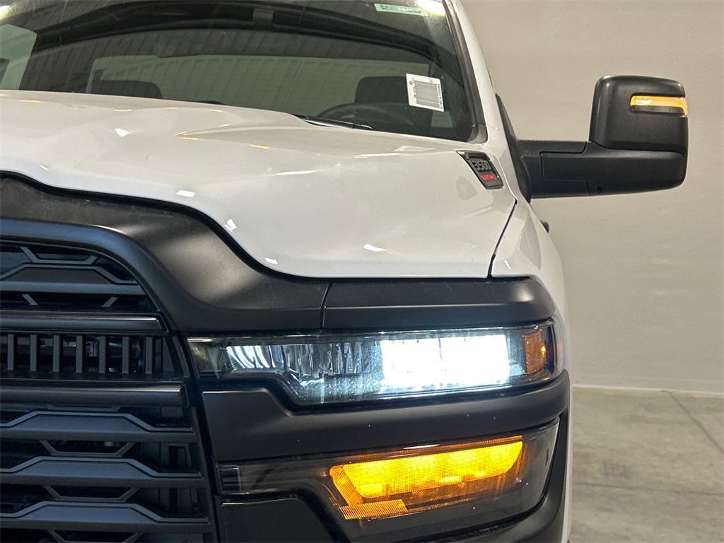 New 2026 RAM 3500 Tradesman image 10