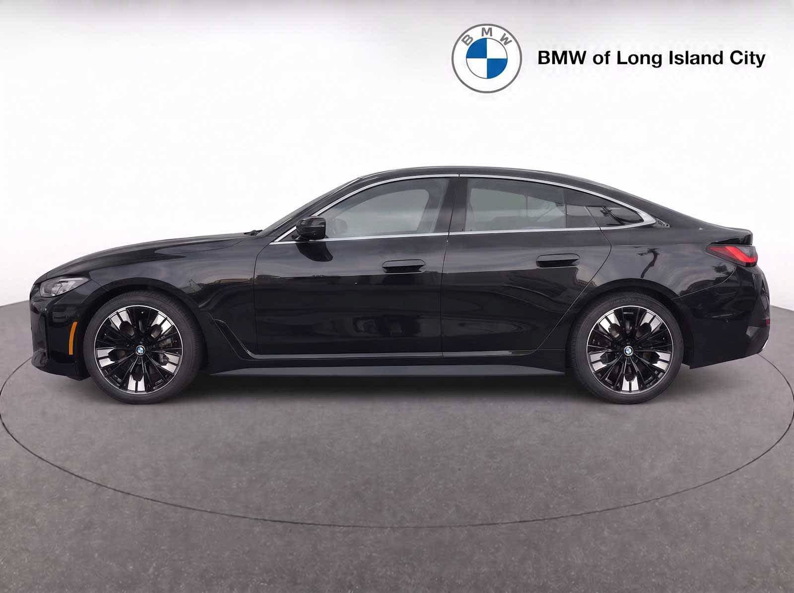 New 2026 BMW 430i xDrive w/ Premium Package AWD/4WD image 4