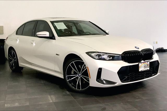 Used 2023 BMW 330e w/ M Sport Package RWD image 2