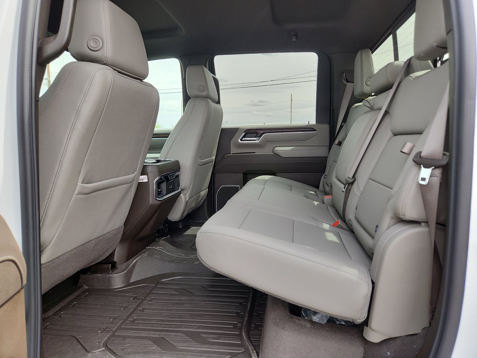 New 2026 GMC Sierra 2500 SLT w/ Texas SLT Premium Package AWD/4WD image 8