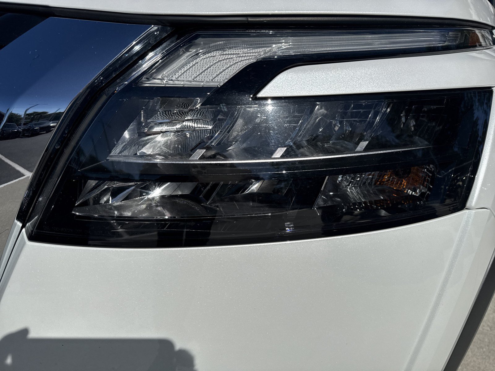 Used 2025 Nissan Pathfinder Platinum w/ Cargo Package AWD/4WD image 6