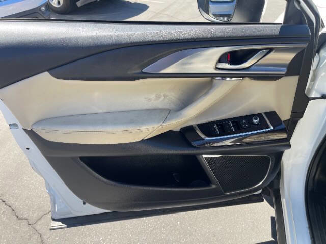 Used 2017 MAZDA CX-9 Grand Touring image 9