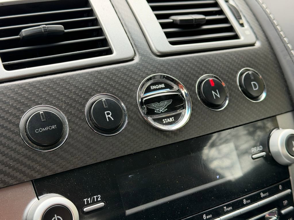 Used 2011 Aston Martin V8 Vantage N420 image 26