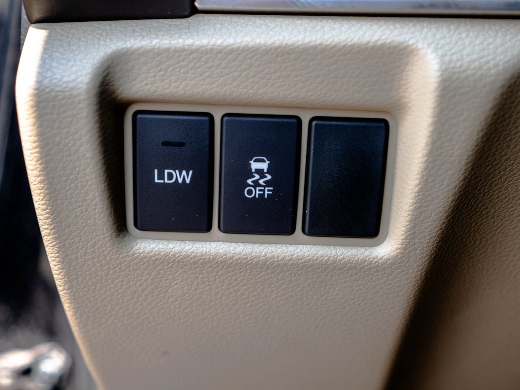 Used 2015 Acura MDX w/ Technology Package AWD/4WD image 26