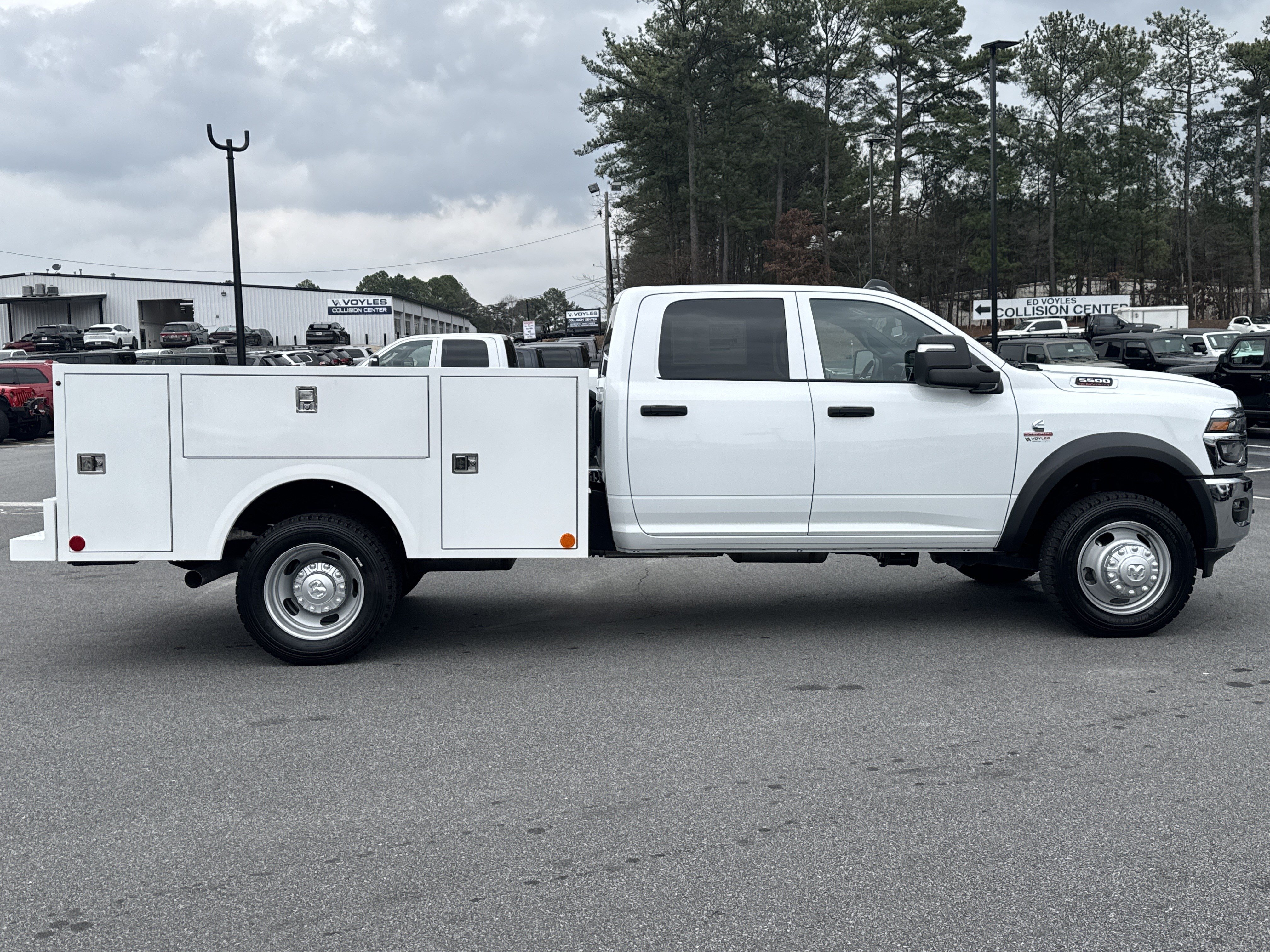 New 2026 RAM 5500 Tradesman w/ Chrome Appearance Group AWD/4WD image 2