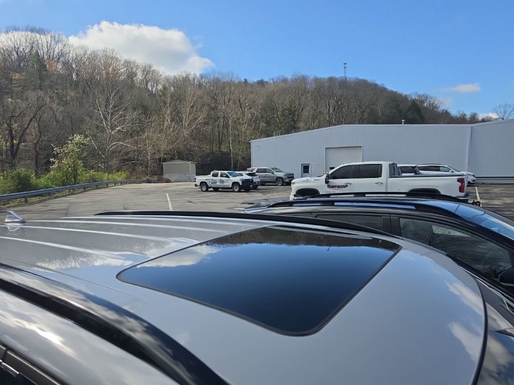 Used 2022 Kia Telluride EX w/ EX Premium Package image 11