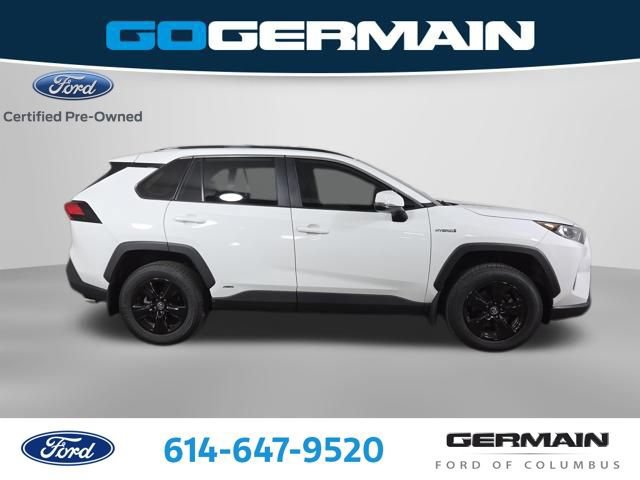 Used 2021 Toyota RAV4 XLE AWD/4WD image 5