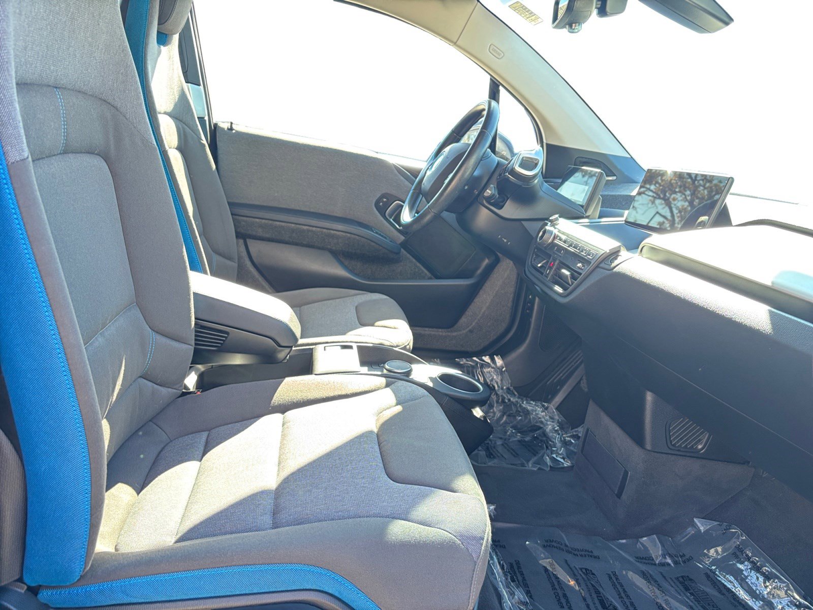 Used 2018 BMW i3 image 15