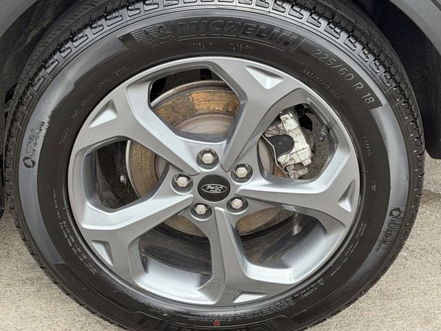 Used 2025 Ford Escape ST-Line FWD image 8