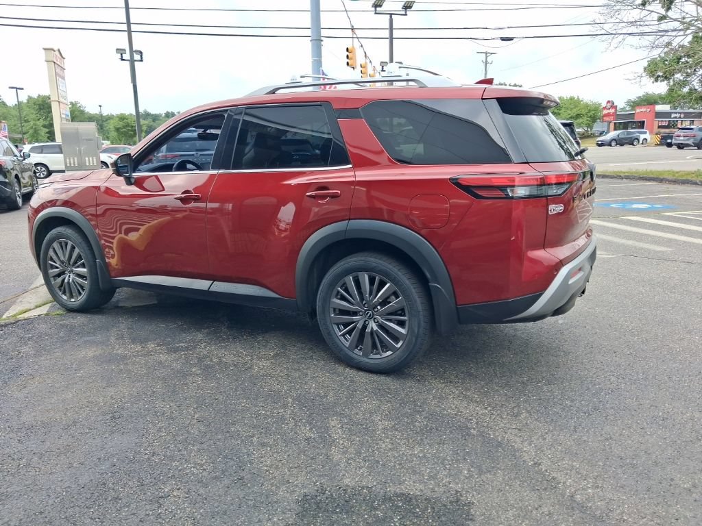 Certified 2023 Nissan Pathfinder SL w/ SL Premium Package AWD/4WD image 14
