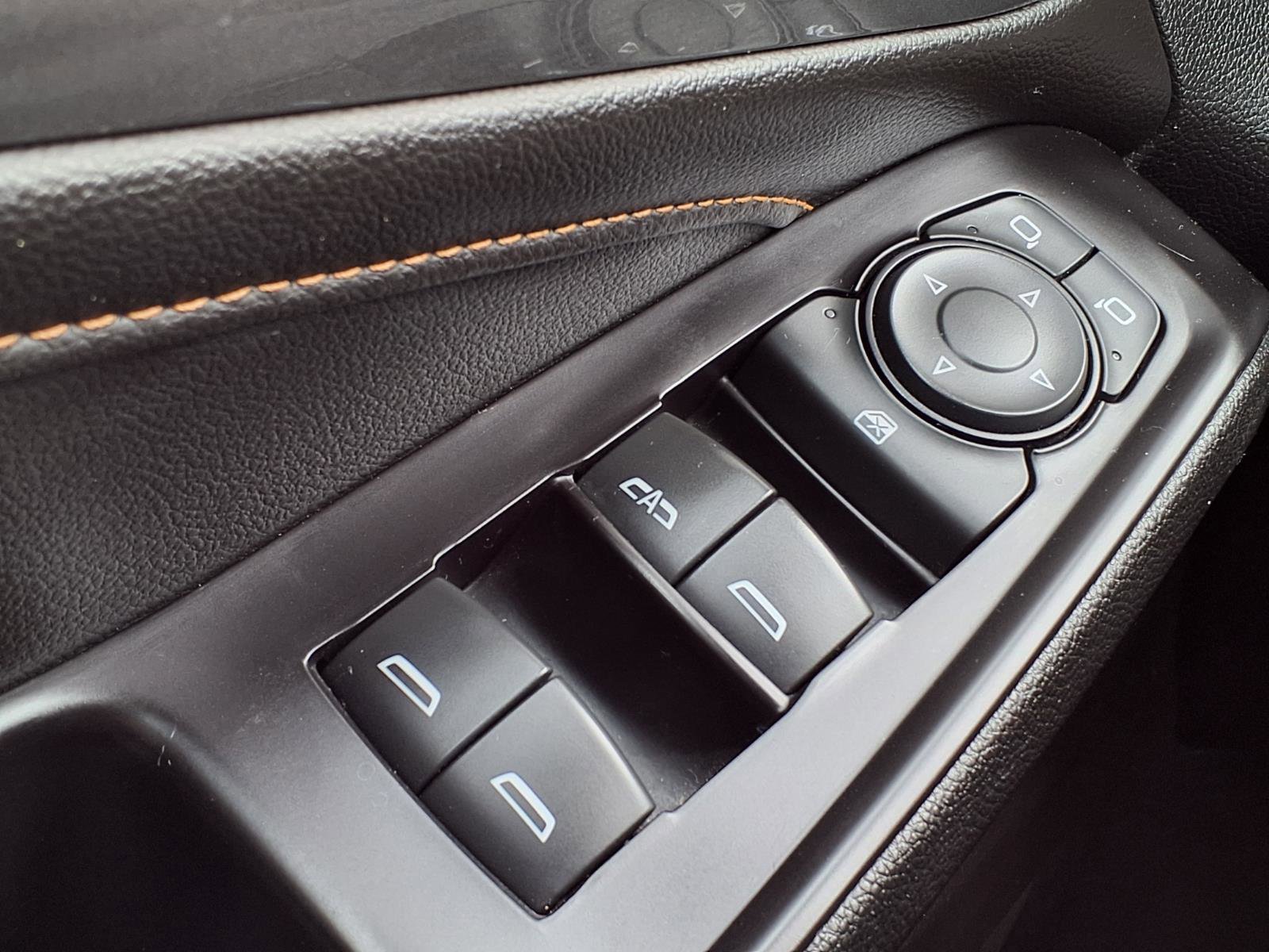 Used 2018 Chevrolet Traverse LT image 28