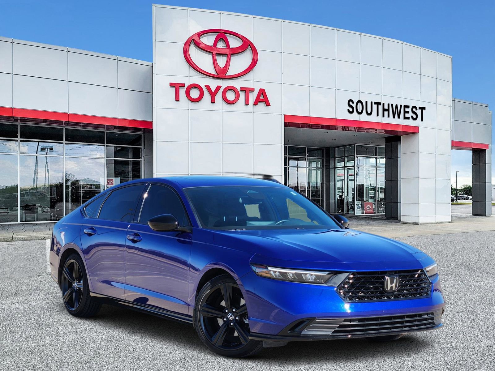 Used 2023 Honda Accord Sport image 1