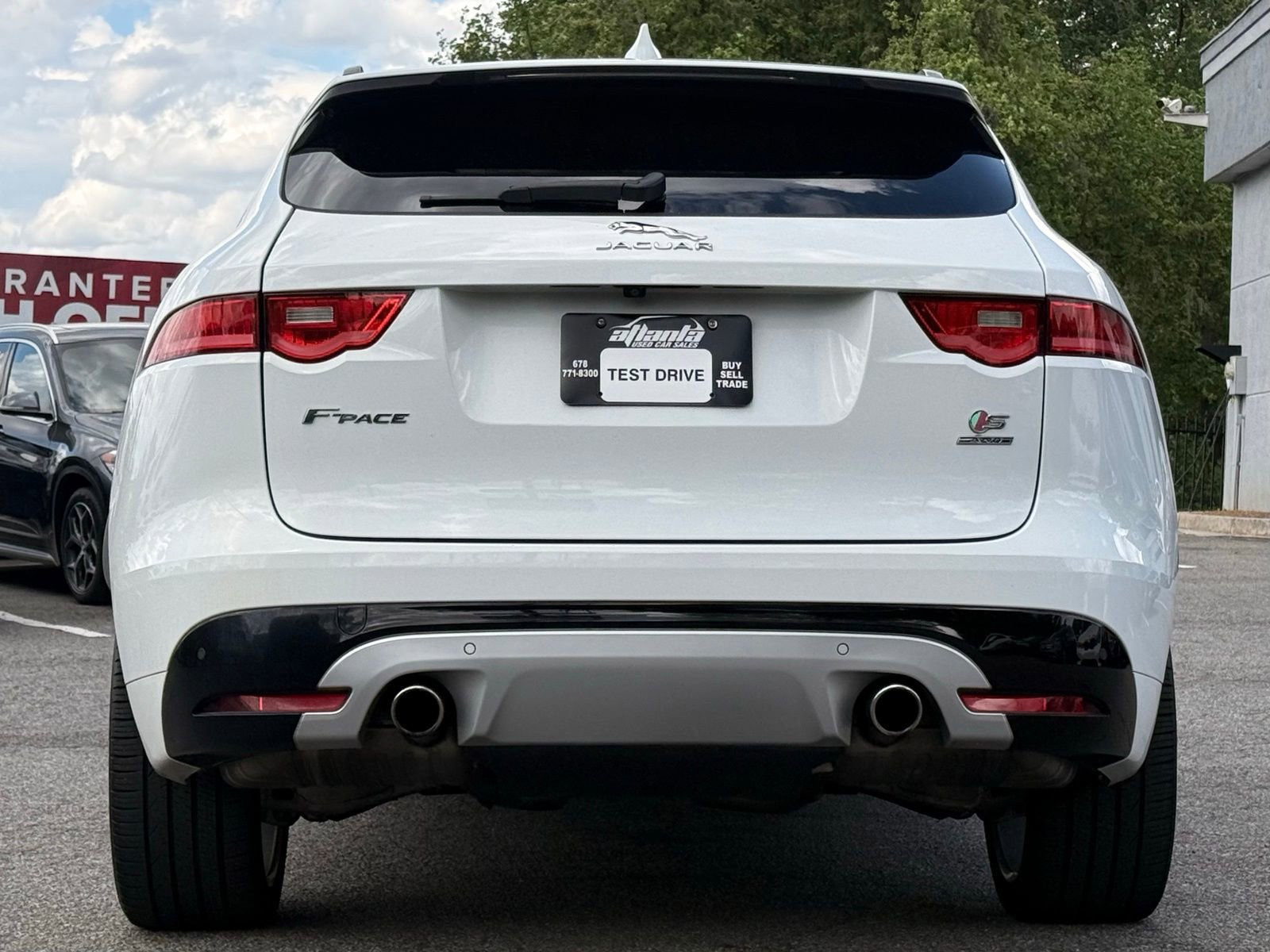 Used 2017 Jaguar F-PACE S image 4