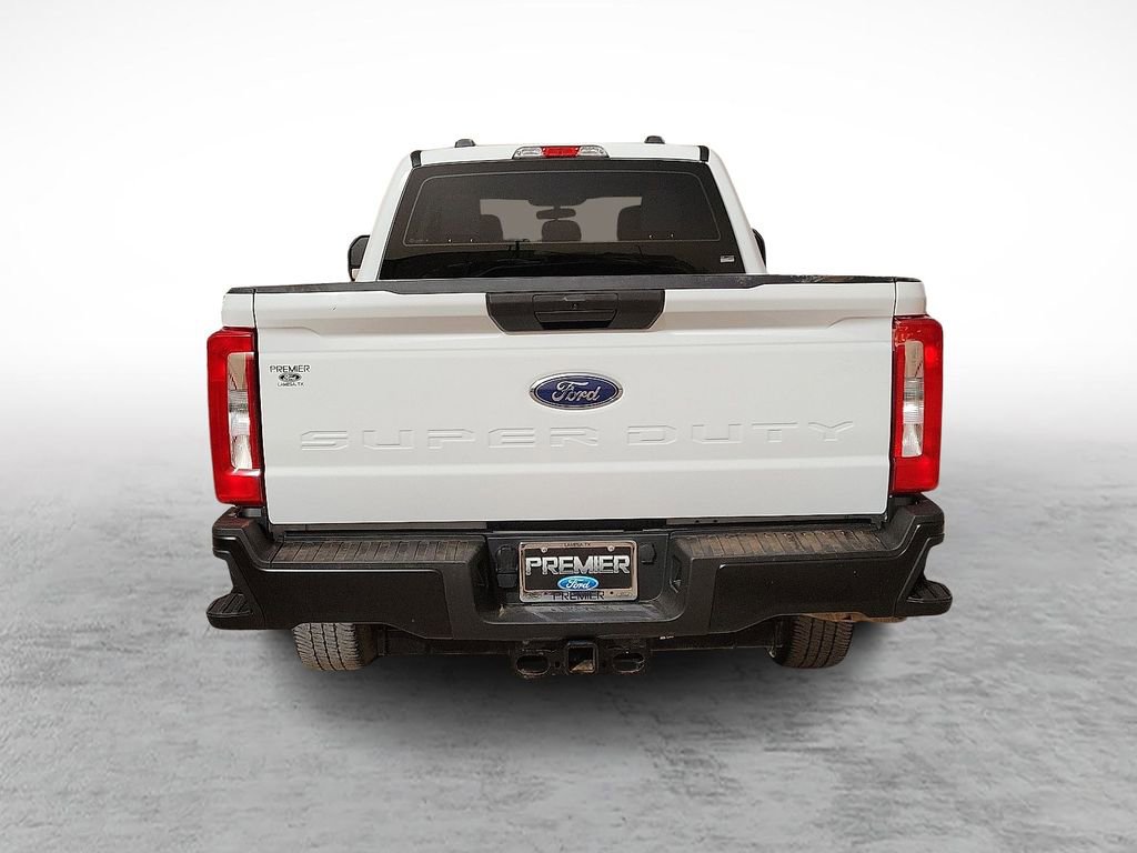 Used 2025 Ford F250 XL image 9