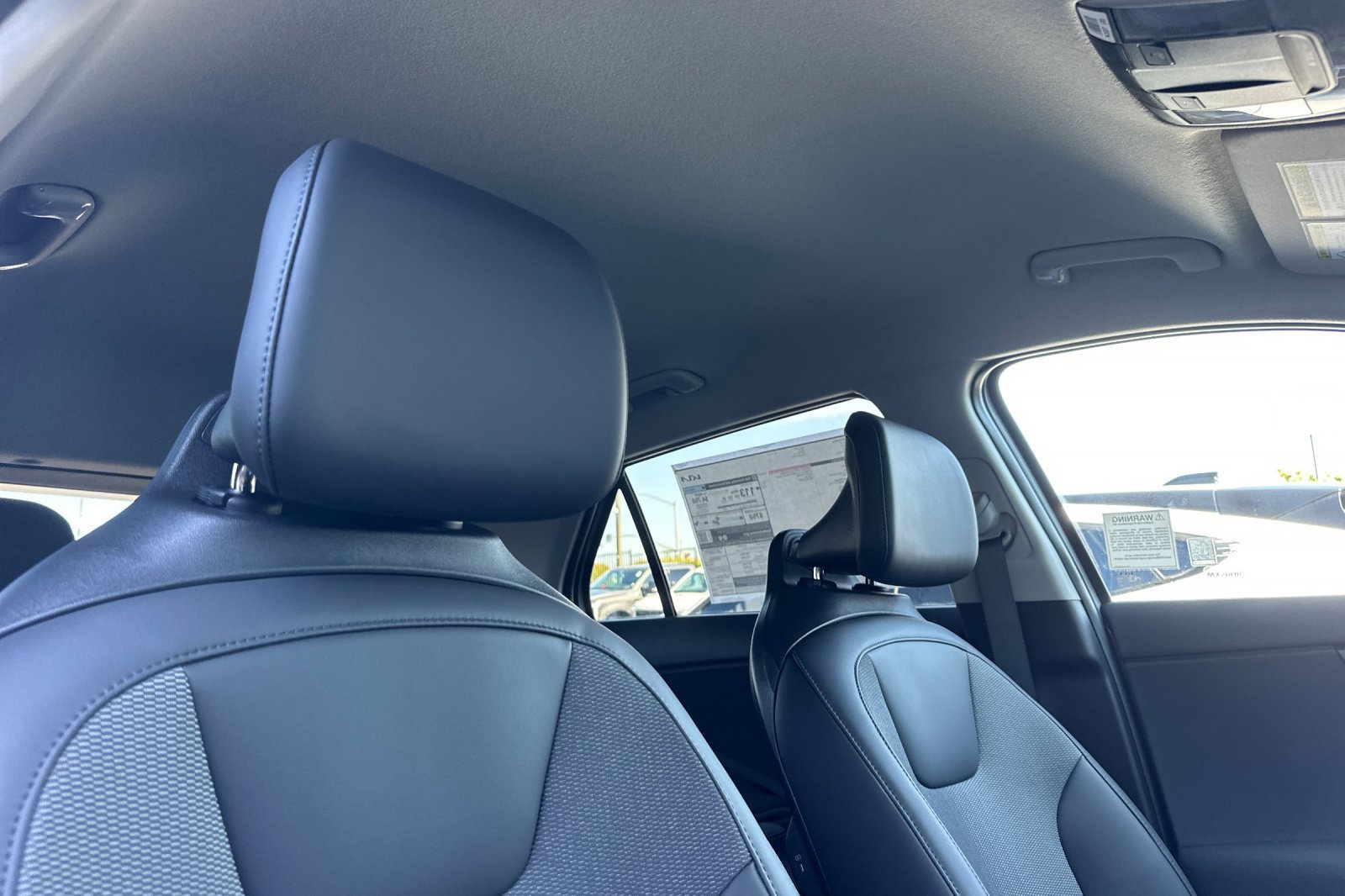 New 2026 Kia Niro Wind FWD image 17