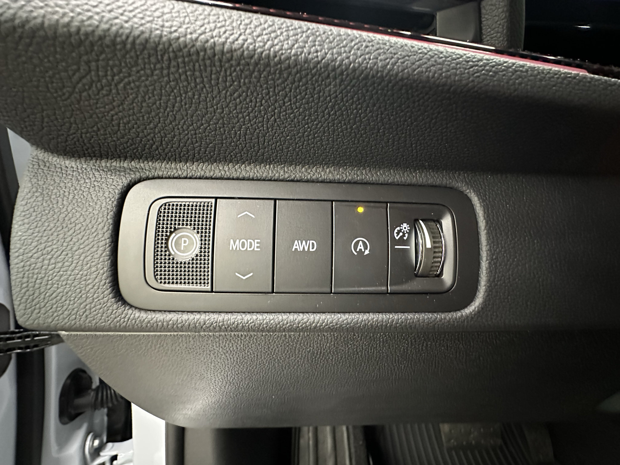 New 2027 Chevrolet Traverse RS w/ LPO, Floor Liner Package AWD/4WD image 35