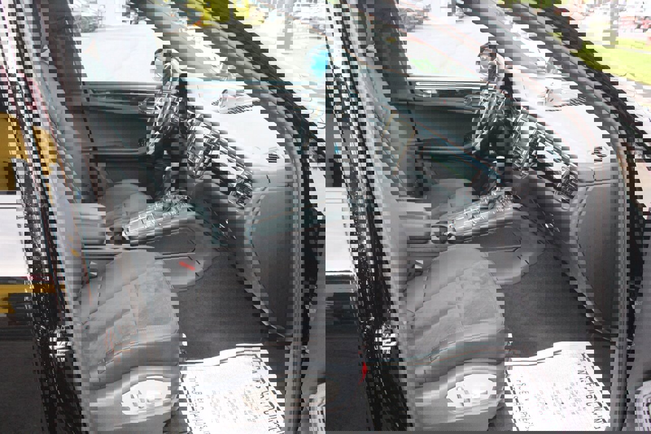 Used 2016 Porsche Macan S image 13